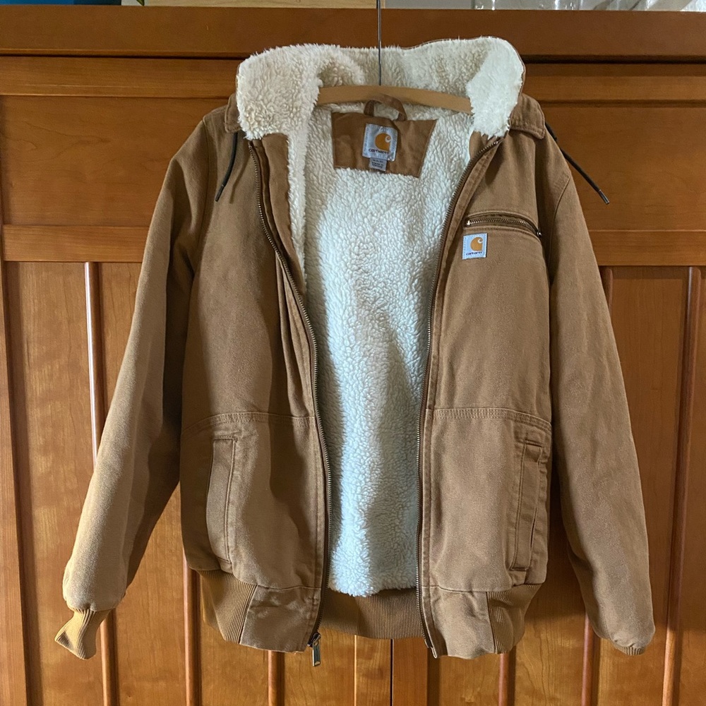 Womens small Carhartt Sherpa jacket.